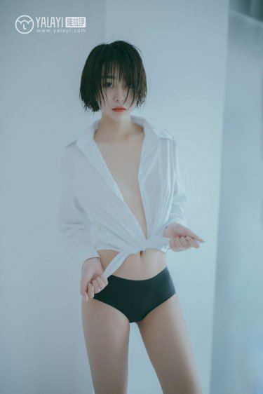 年轻的女教师